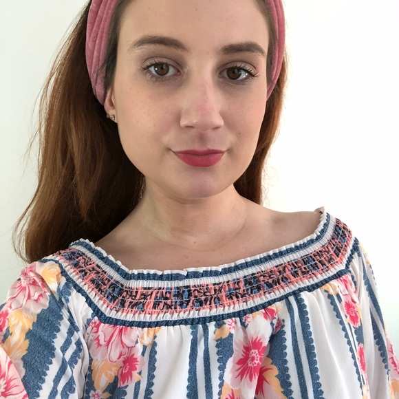 Floral off shoulder crop top blouse - Picture 3 of 3